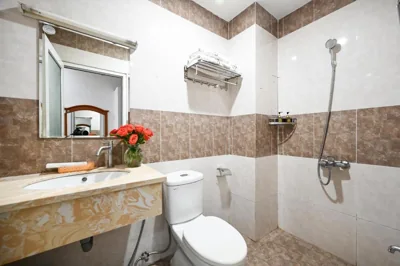 Queen Hotel Saigon Airport – Ảnh 6